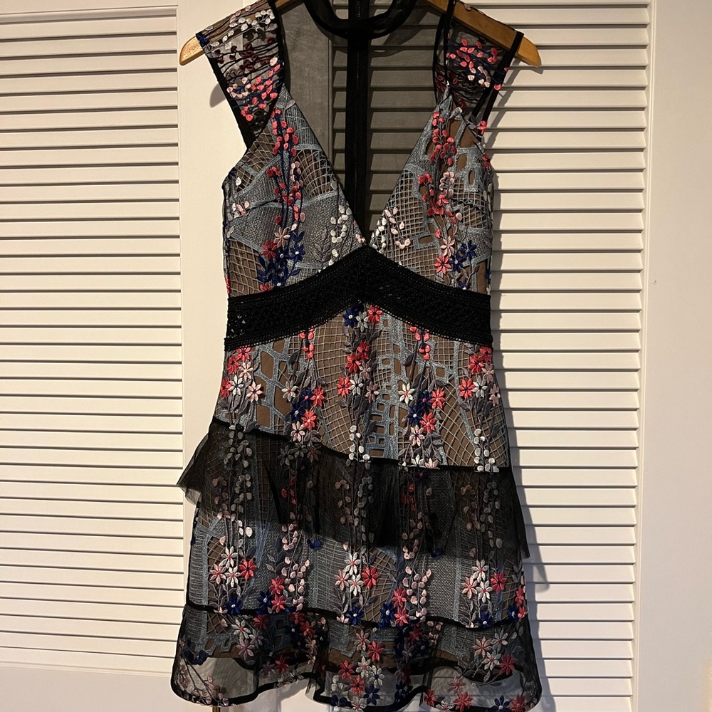 Self Portrait Mesh Lace Ruffle Tiered Dress size 4